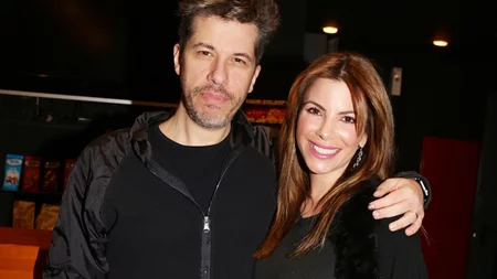 Λιόνα Βαρθακούρη | Η πρώτη τηλεοπτική εμφάνιση της εγγονής του Γιάννη Πάριου - Το ντουέτο με τον Χάρη Βαρθακούρη