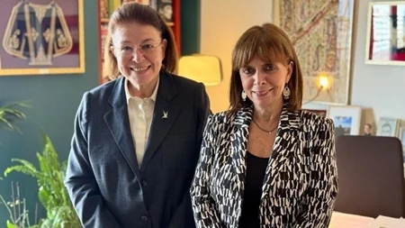 Η Κ. Σακελλαροπούλου αποδέχτηκε την πρόταση της Λ. Μενδώνη να αναλάβει πρόεδρος του ΔΣ του Ελληνικού Φεστιβάλ