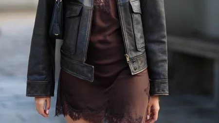 Espresso French | Η επιστροφή των γήινων τόνων στο πιο διαχρονικό μανικιούρ