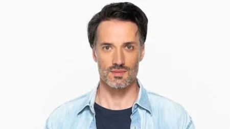 "Το τελευταίο νησί" | Αυτή είναι η διάσημη ηθοποιός που θα συμπρωταγωνιστήσει με τον Ανδρέα Κωνσταντίνου στη νέα σειρά της ΕΡΤ