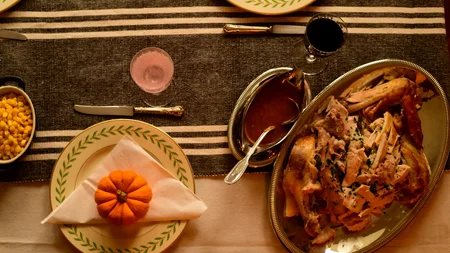 Η απόλυτη χριστουγεννιάτικη γέμιση με κάστανα από τον Άκη Πετρετζίκη