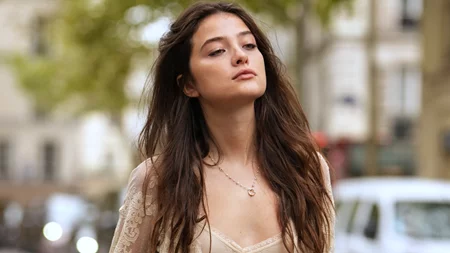 Τριχόπτωση | Η ανέξοδη συνήθεια που θα σε βοηθήσει να την αντιμετωπίσεις