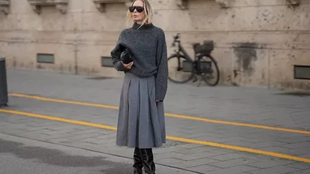 Οι μίντι φούστες ταιριάζουν με μπότες | 5 σούπερ κομψά looks για να πάρετε έμπνευση