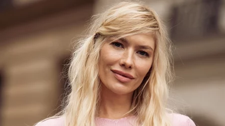 Αυτή η πούδρα κοστίζει κάτω από 7 ευρώ και λειτουργεί σαν φίλτρο για τις ρυτίδες