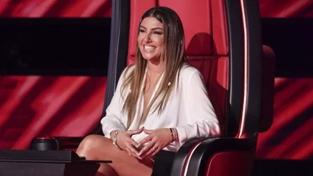 The Voice | Τα νεότερα για την Έλενα Παπαρίζου, η διευκρίνηση Καπουτζίδη & η ανατροπή της βραδιάς