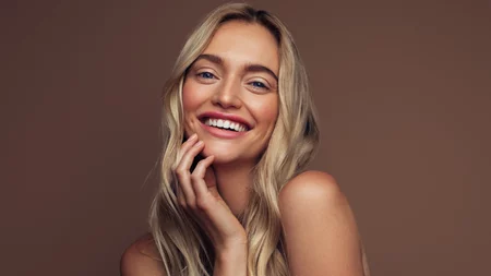 Η ρουτίνα που σώζει την επιδερμίδα μου όταν πιάνουν τα πρώτα κρύα