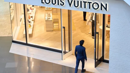 Ο Louis Vuitton γιορτάζει την 130η επέτειο του μονογράμματός του με pop-up εμπειρία στο Soho