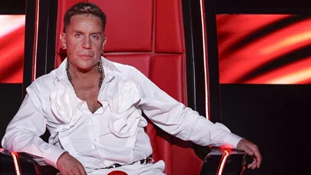 The Voice | Η στιγμή που το κοινό αποθεώνει τον Γιώργο Μαζωνάκη – Η συγκίνηση του τραγουδιστή