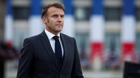 Μacron | "Θα ξαναβρούμε τα έργα και οι αυτουργοί θα οδηγηθούν στη δικαιοσύνη"