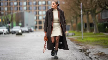 Βρέχει και δεν ξέρεις τι να βάλεις; Τα μποτάκια από τη Mango που θα σε "σώσουν"