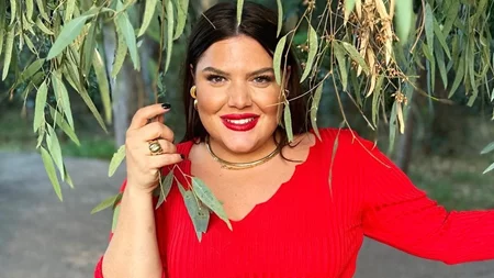 Δανάη Μπάρκα | Η θεραπεία που μεταμόρφωσε τα μαλλιά της