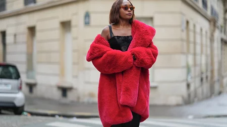 Γιορτινό ντύσιμο 2025 | 5 πολύ απλά αλλά κομψά φορέματα για τις γιορτινές σας εμφανίσεις