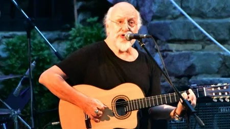 Θλίψη για τον θάνατο του Διονύση Σαββόπουλου - Ποιος ήταν ο "Νιόνιος" του ελληνικού τραγουδιού