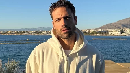 Κωνσταντίνος Αργυρός | Η selfie με μαύρο αμάνικο φανελάκι σε γυμναστήριο στη Νέα Υόρκη