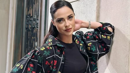 Back to black | Η Ευαγγελία Συριοπούλου άλλαξε τα μαλλιά της