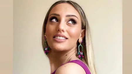 Έγκυος η Άννα Κορακάκη | "Το μικρό μας κοριτσάκι γεμίζει ήδη τις σκέψεις και τα όνειρά μας"