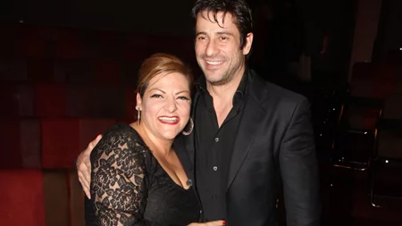 Βίκυ Σταυροπούλου - Αλέξης Γεωργούλης | Η κοινή βραδινή έξοδος 23 χρόνια μετά το τέλος του "Είσαι το ταίρι μου"