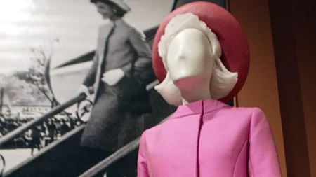 Το παλτό της Jacqueline Kennedy Onassis από τη βραδιά των εκλογών του 1960 θα πωληθεί σε δημοπρασία