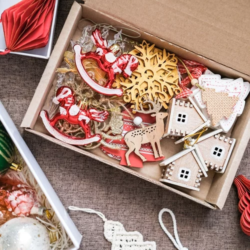 Πώς αποθηκεύονται σωστά τα Χριστουγεννιάτικα στολίδια;