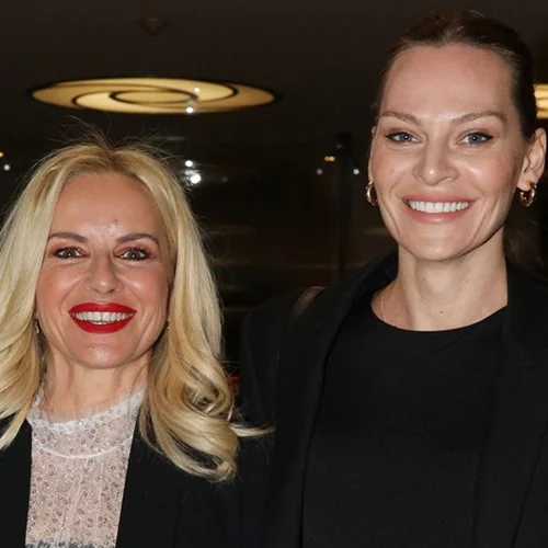 Η Μαρία Μπεκατώρου με την Ελένη Πασχαλίδη στην κουζίνα | Το βίντεο της Υβόννης Μπόσνιακ