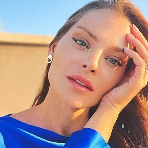 Υβόννη Μπόσνιακ | "Δεν έχω ανάγκη να σταµατήσω τον χρόνο αλλά θέλω..."