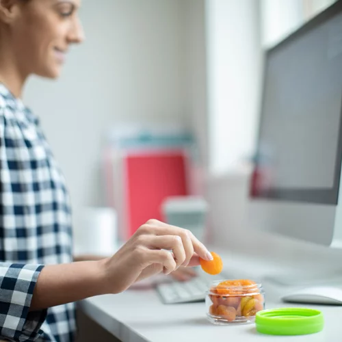 17 ιδέες για σνακ με μόνο 50 θερμίδες