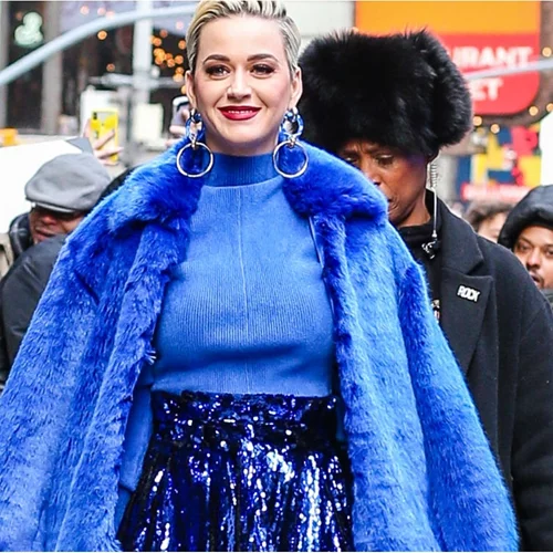 Οι sequin bags που θα κρατήσετε στα πάρτι των γιορτών