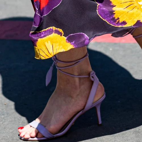 Τα strappy πέδιλα που θα φοράς κάθε καλοκαίρι