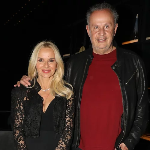 Μαρία Μπεκατώρου | Η γεμάτη λατρεία αγκαλιά στον Αντώνη Ρέμο