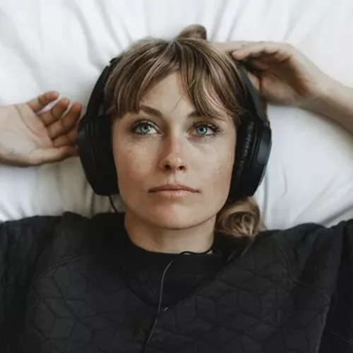 Μήπως έχεις αυτισμό χωρίς να το ξέρεις; 7 συνήθειες που δείχνουν ότι ίσως βρίσκεσαι στο φάσμα