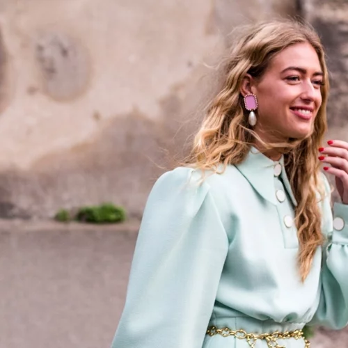 7 υπέροχα φορέματα που μπορείς να φορέσεις σε έναν φθινοπωρινό γάμο