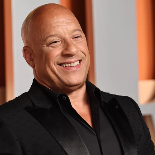 Το σενάριο της κινηματογραφικής μεταφοράς του "Rock 'Em Sock' Em Game" θα φέρει την υπογραφή του Βιν Ντίζελ