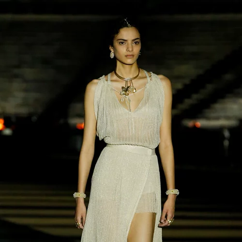 Dior Cruise 2022 | Μια ματιά στα εκθαμβωτικά beauty looks των μοντέλων