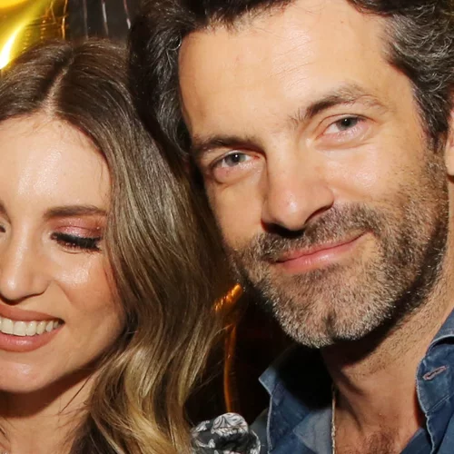 Η Αθηνά Οικονομάκου καλωσορίζει το νέο μέλος της οικογένειάς της