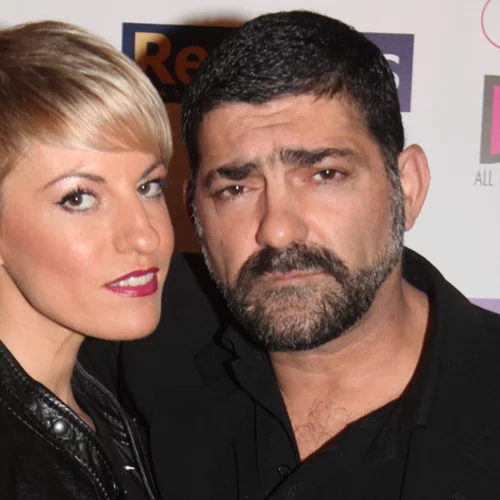 Μιχάλης Ιατρόπουλος | Εμφανίστηκε στην εκπομπή της Σίσσυς Χρηστίδου με μπλε μαλλιά