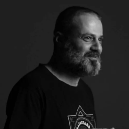 Οδυσσέας Τσιαμπόκαλος: Νεκρός σε τροχαίο o ράπερ, συνιδρυτής του συγκροτήματος Razastarr