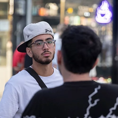 Το λεξικό του Cambridge προσθέτει τις λέξεις "delulu" και "tradwife" ανάμεσα σε 6.000 νέες λέξεις