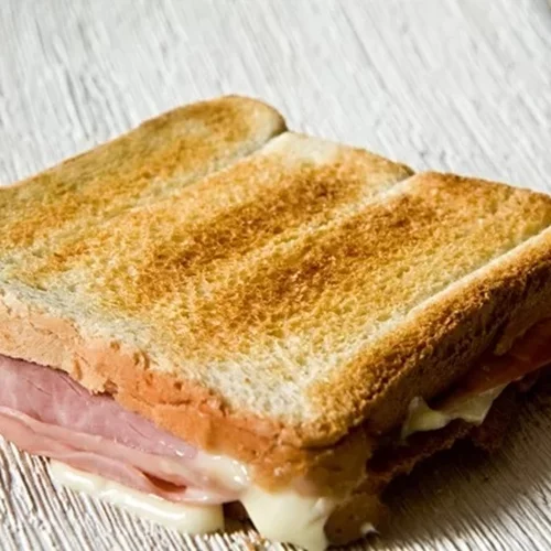 "Είμαι 49 + αυτές είναι οι 5 τροφές που δεν τρώω ποτέ" | Τι αποκαλύπτει διατροφολόγος