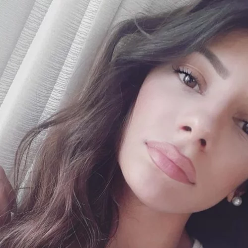 "Μπήκαμε" στο μοντέρνο σπίτι της Μαριαλένας Ρουμελιώτη στην Πετρούπολη (pics,vid)