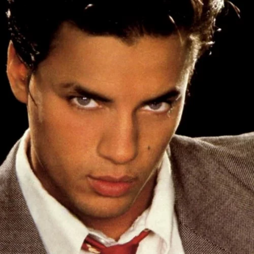 Ο τραγουδιστής και μοντέλο Nick Kamen έφυγε από τη ζωή σε ηλικία 59 ετών