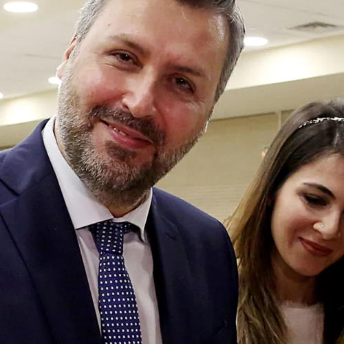 Γιάννης Καλλιάνος - Χάρις Δαμιανού | Δεύτερο παιδί για το ζευγάρι; (vid)