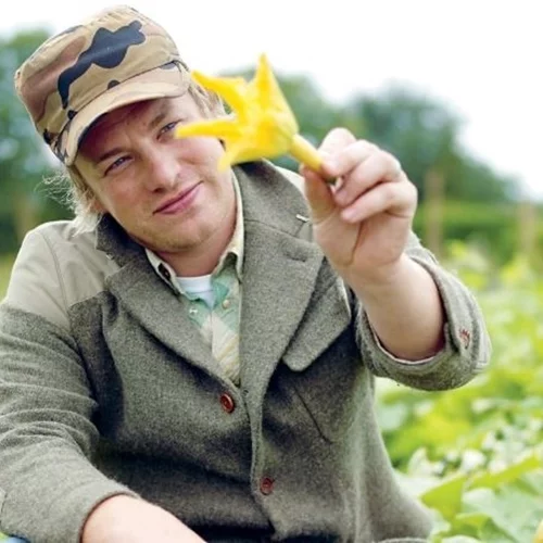 Jamie Oliver: Η μάχη με τη δυσλεξία, τα σκληρά παιδικά χρόνια και η αποκάλυψη για τη νευροδιαφορετική οικογένειά του