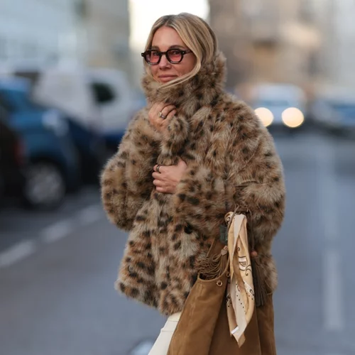 Σαν Γαλλίδα fashionista | Η οικονομική faux γούνα από τη Zara που θα αποκτήσεις στην Black Friday