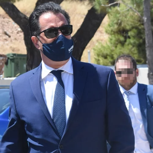 Επιμένει ο Γεωργιάδης | Σπουδαίος λόγος απόλυσης ο μη εμβολιασμός - Πότε δεν προβλέπεται αποζημίωση