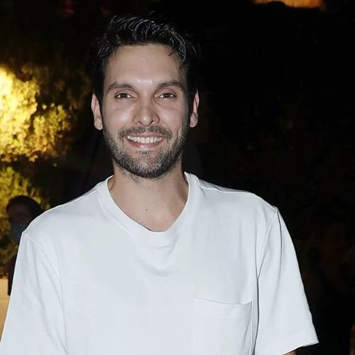 Ιωάννης Αθανασόπουλος | Δύσκολες ώρες για τον "Γιάννο" από τις "Αγριες Μέλισσες"