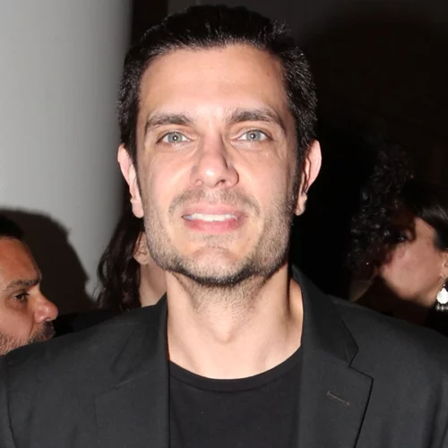 Παντρεύτηκε ο Μύρωνας Στρατής | Οι πρώτες φωτογραφίες από τον γάμο του