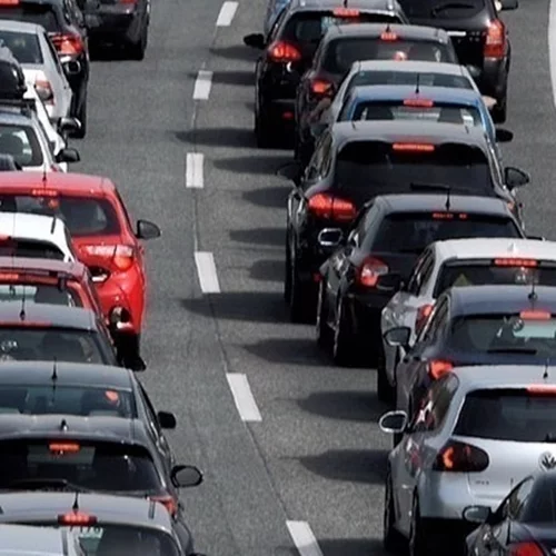 "Τέλος χρόνου" για τα τέλη κυκλοφορίας - Ποιες φορολογικές υποχρεώσεις πρέπει να πληρωθούν σήμερα