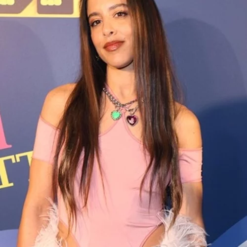 Μαρίνα Σάττι | "Πούλησα ένα χωράφι με ελιές που είχα για να κάνω τα βίντεο κλιπ μου.Τι να τις κάνω τις ελιές;"