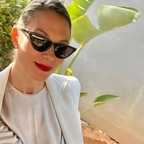 Βίκυ Καγιά | Σε ιαπωνικό εστιατόριο στο Λονδίνο με αγαπημένες φίλες της