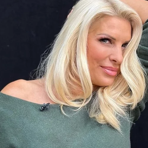 Ελένη Μενεγάκη | Η λεπτομέρεια στο μακιγιάζ της που χάλασε την (τέλεια) φωτογραφία της